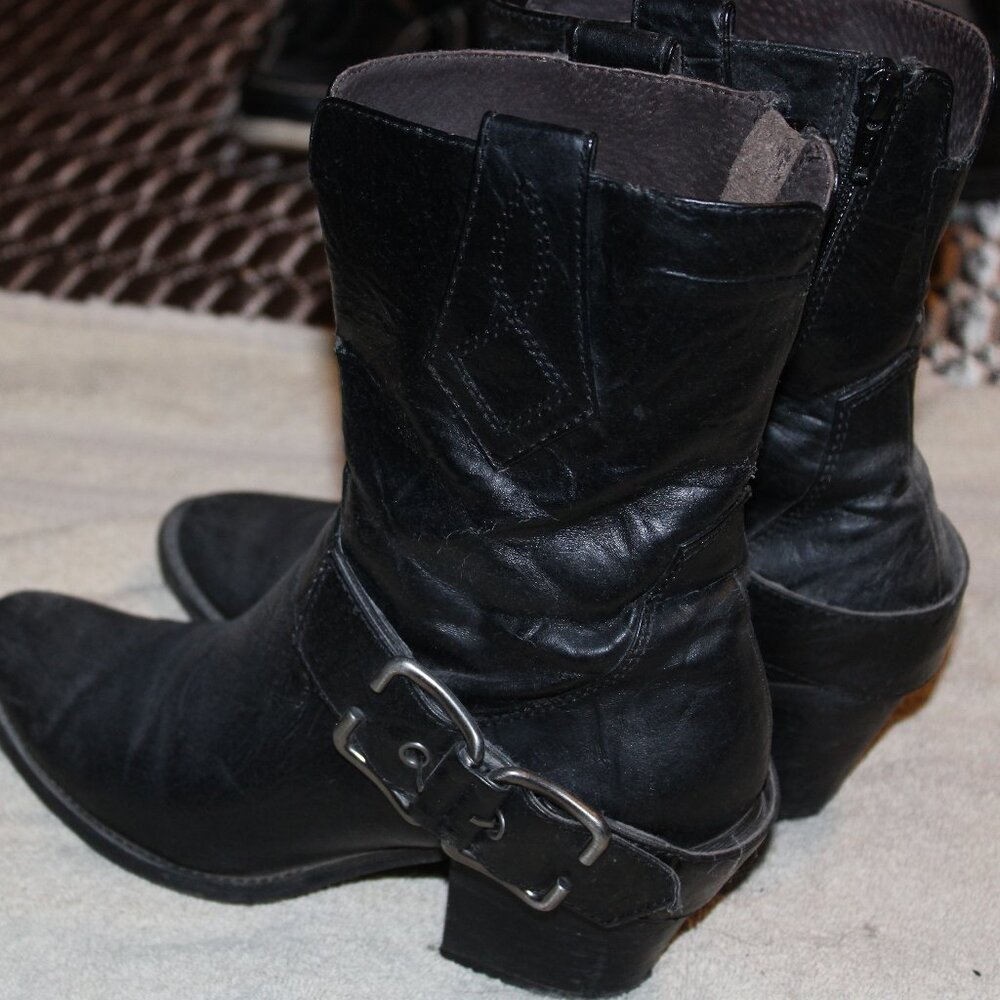Women Calf Boot Size 8
